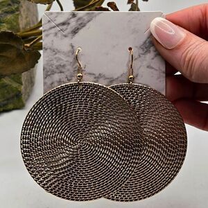 "5/$25" Gold Tone Basket Weave Circle Dangle Drop Statement Lightweight Earrings